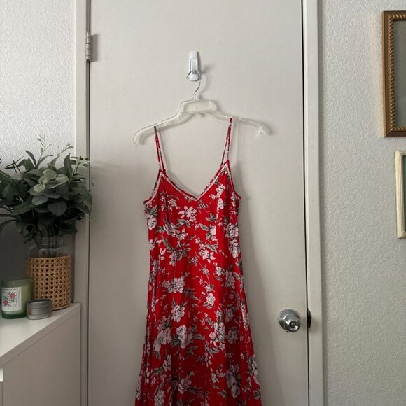 🦋 LULUS Esperanza Red Floral Print Midi Dress XS Side Slit Casual Boho Cute - Picture 3 of 6